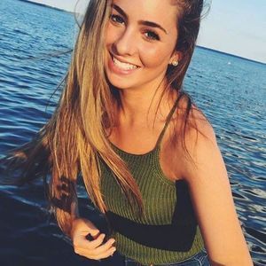 Meet your Posher, Abby